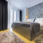 Happy House Old Town Luxury *