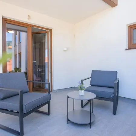 Happy House Old Town Luxury