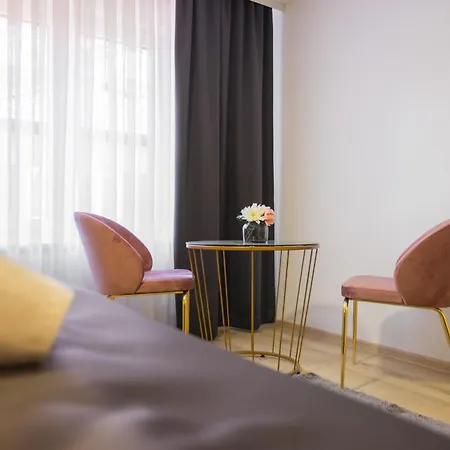 Happy House Old Town Luxury דירה *