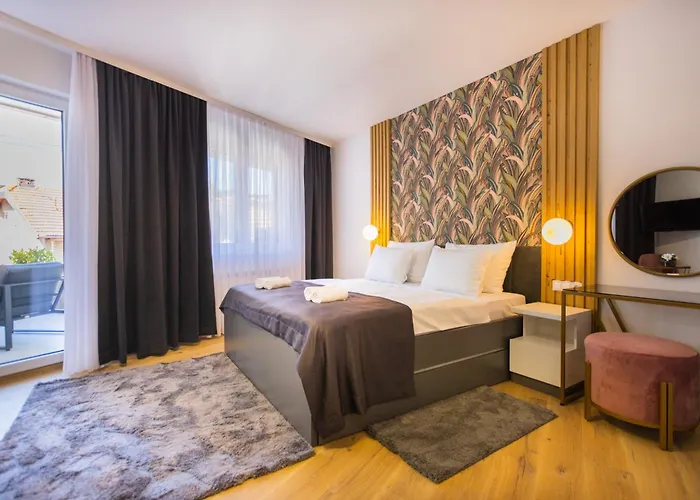 Happy House Old Town Luxury Apartmán