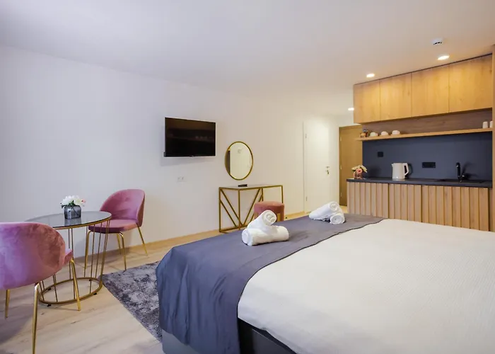 Happy House Old Town Luxury *