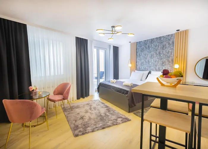 Happy House Old Town Luxury Apartmán *